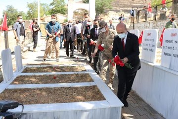 MARDİN'DE PKK'NIN KATLETTİĞİ 30 KİŞİ ANILDI