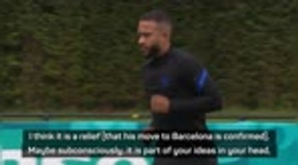 De Boer challenges Depay to ignite Euros after Barca switch