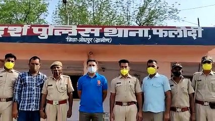 खण्डहर में छुपे जेल से फरार एक बंदी व सहयोगी गिरफ्तार