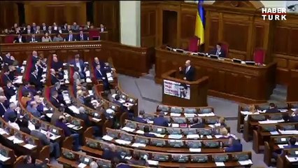 Başbakanı kürsüden böyle indirdiler!