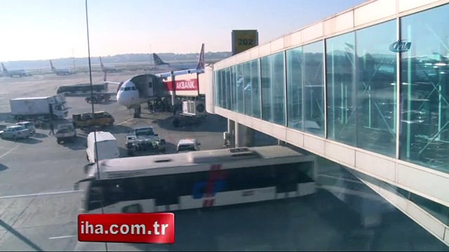 El freni çekilmeyen araç uaçağa çarptı