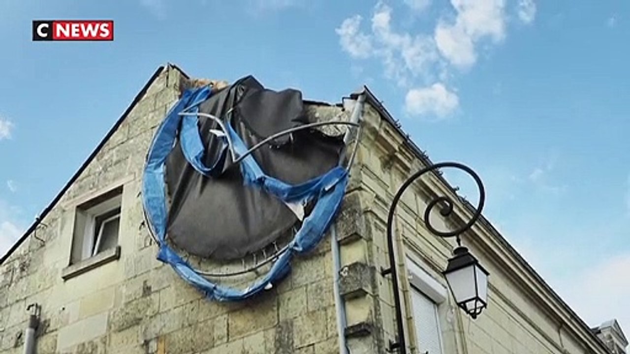 Indre-et-Loire: Découvrez les images impressionnantes du clocher de l’église de Saint-Nicolas-de-Bourgueil arraché par une tornade