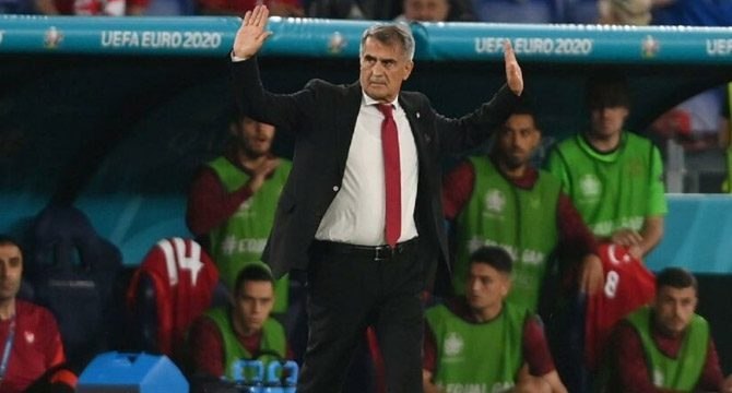 Şenol Güneş, İsviçre maçı sonrası basın mensuplarının sorularını yanıtladı