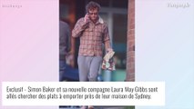 Simon Baker pieds nus dans la rue : le Mentalist sans artifice avec sa compagne