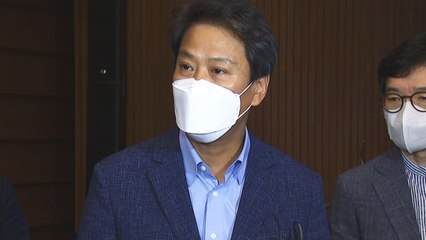 임종석 "정치는 때 되면 나서고 아니면 기다리는 것" / YTN