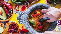 Aprende a curar un molcajete en 4 pasos.| Cocina Delirante