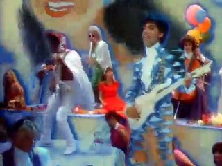 Prince & The Revolution - Raspberry Beret (Official Music Video)