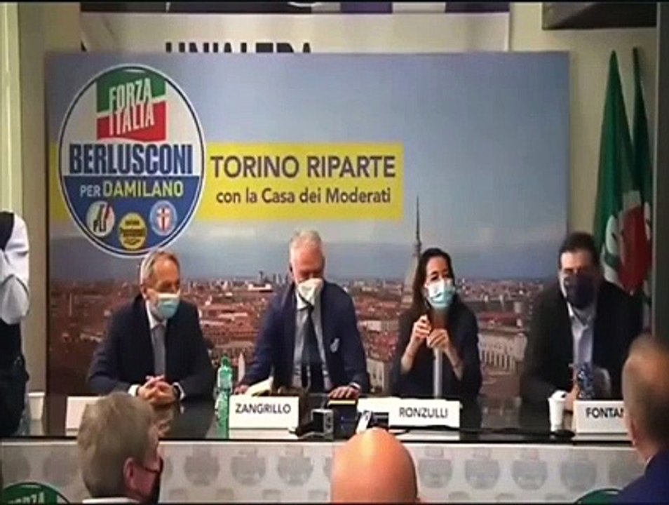 Centrodestra non trova candidato sindaco, Berlusconi scherza: "Stiamo cercando Datorino a Milano"