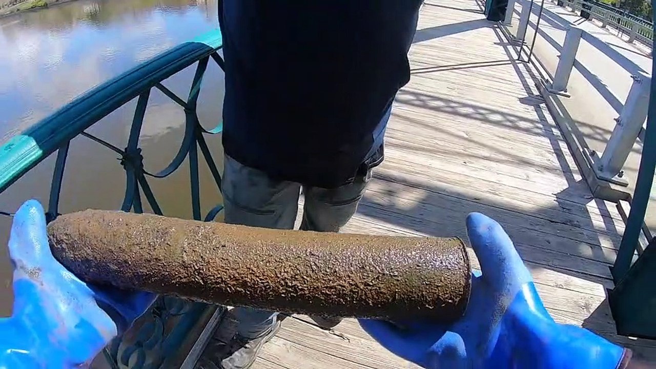 Magnet Fishers Find Sherman Tank Artillery Round
