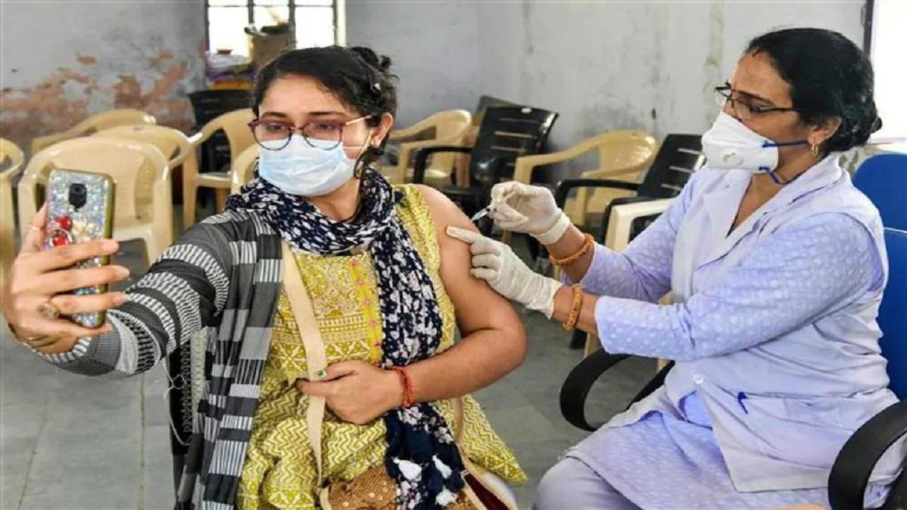 Over 80 lakh people administered Covid-19 vaccines in a day