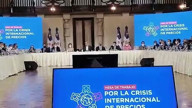 Abinader propone a sectores productivos aunar esfuerzos para buscar soluciones conjuntas ante crisis en precios