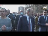 بعد محاولة الإنقلاب في أرمينيا.. رئيس الوزراء  يتقدم مسيرة في شوارع العاصمة مع أنصاره  #إرم_نيوز
