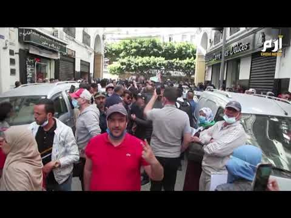 الجزائر.. مظاهرات شعبية تطالب بالإفراج عن المعت...
