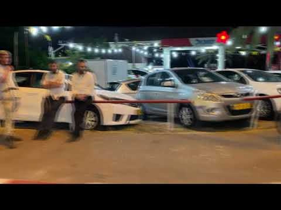 فلسطينيون ينظمون احتجاجًا في حي الشيخ جراح رفضا لتهجير عائلات بالقدس الشرقية
