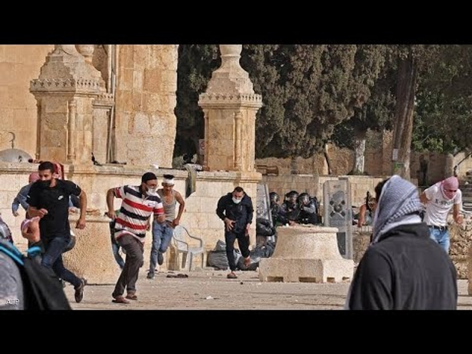 بث مباشر.. من محيط المسجد الأقصى