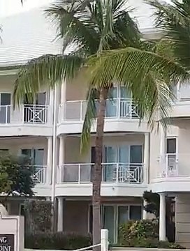 How's to Enjoy the Beautiful Beach At Cayman Islands????