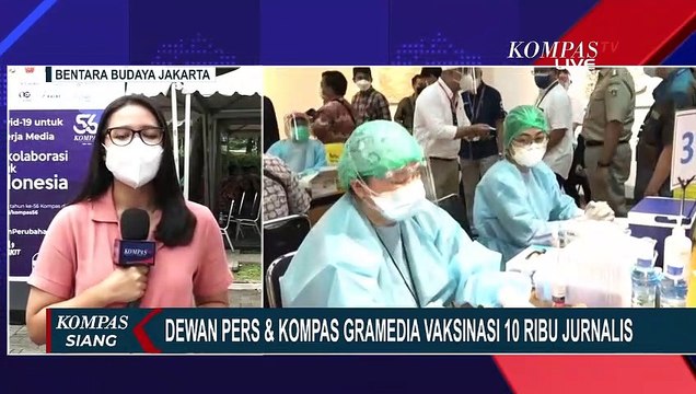 Anies Baswedan Tinjau Vaksinasi Untuk Jurnalis dan Pekerja Media di Bentara Budaya Jakarta