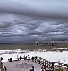 ABD’de görüntülenen sıra dışı bulutlar şaşırttı