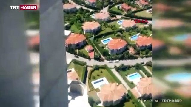 İnşaat halindeki binanın 36'ncı katında mahsur kalan köpek kurtarıldı