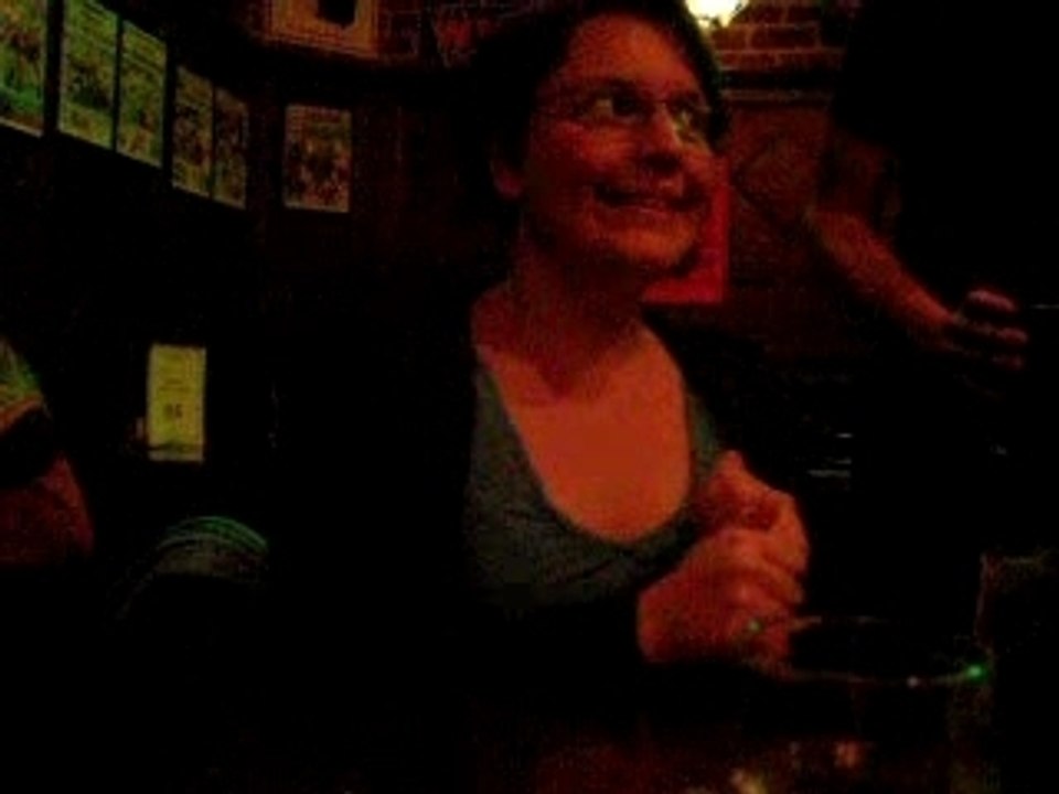 tyty en pleine tecktonik ^^