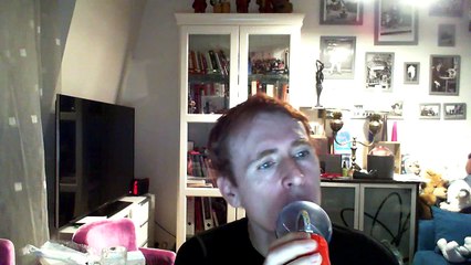 Wiwi égratigne "knock yourself out"