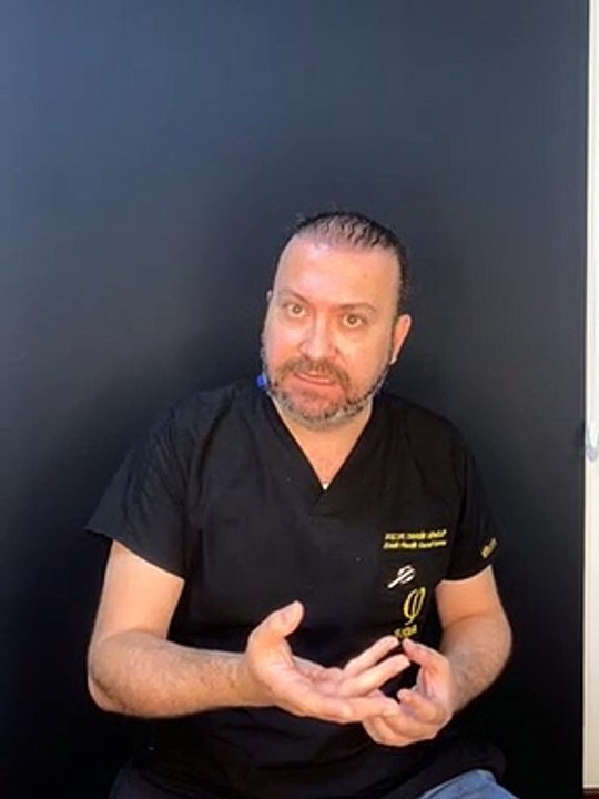 Bi’Bilen Tahsin Görgülü - Videolu Görüş - Alt çenemde gerilik var, jawline dolgusu yaptırsam belirgin çene hatlarım olur mu?
