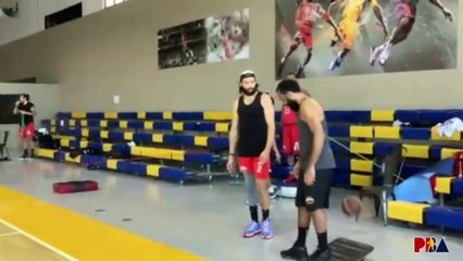 Newlywed Scottie Thompson attends Ginebra practice