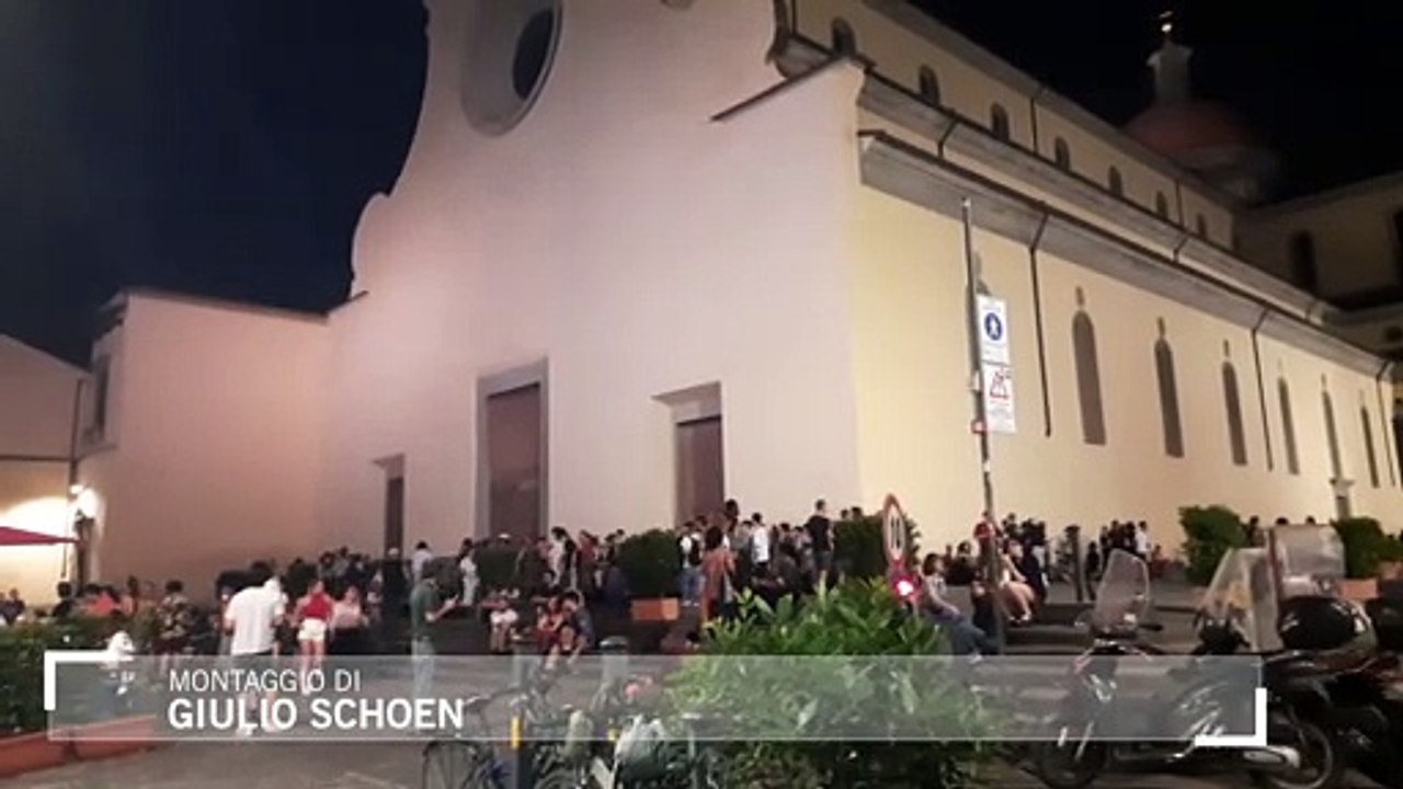 Firenze, Santo Spirito, sagrato invaso nella prima notte in zona bianca