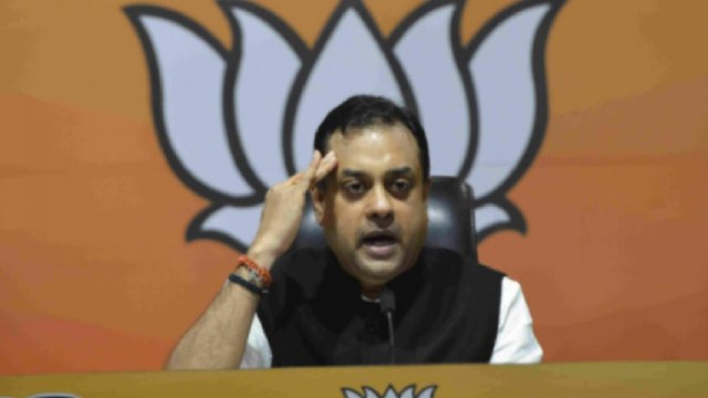 Corona: Sambit Patra hits back at Rahul Gandhi