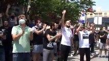 Beşiktaş taraftarlarından Sergen Yalçın’a evinin önünde destek tezahüratları