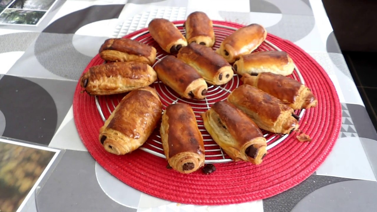 Chocolatines (pains au chocolat) maison