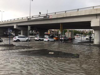 Başkentte sağanak etkili oldu (3)