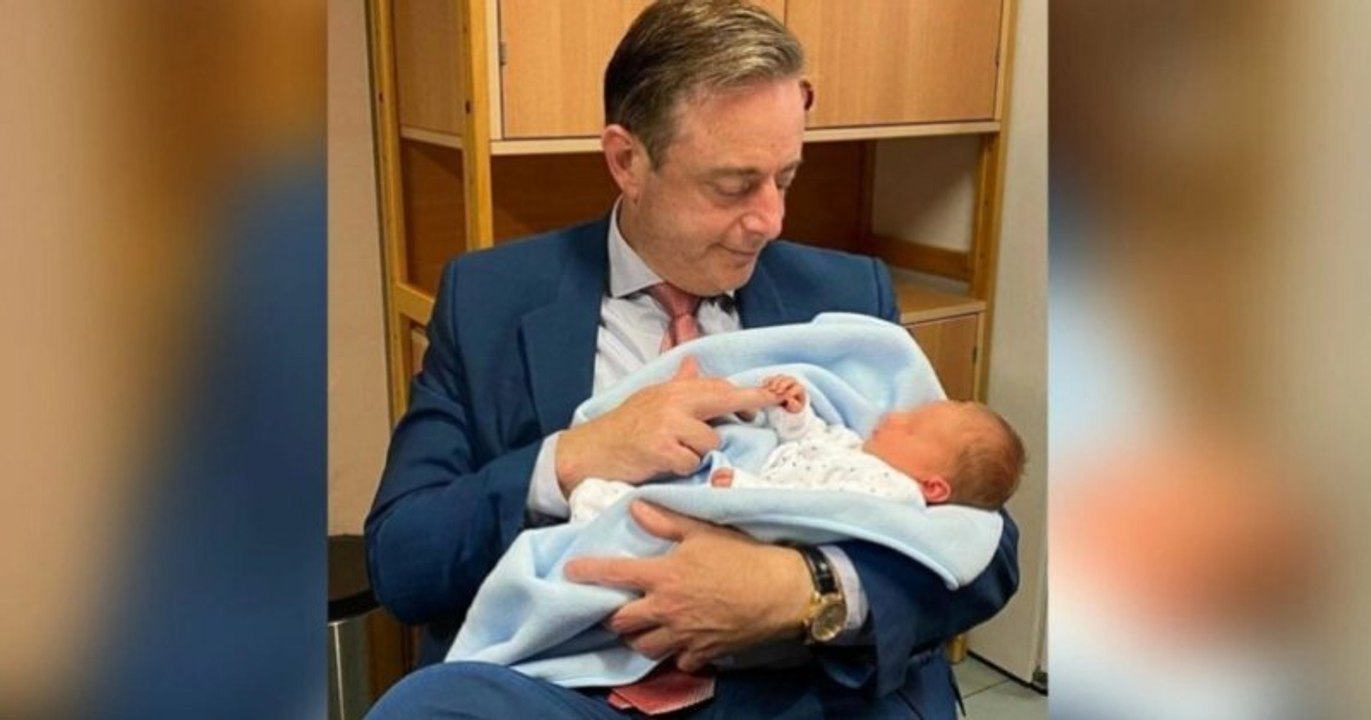 Abandonné dans une « boîte à bébé » à Anvers, ce nourrisson nommé Finn est désormais sous la tutelle du maire