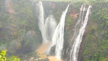 ಜೋಗ ಜಲಪಾತದ ಅಂದ ನೋಡಿ ಮೈಮರೆತ ಜನ | Shimoga Jog Falls | Oneindia Kannada