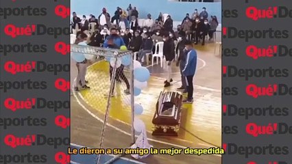 Le dieron a su amigo la mejor despedida