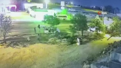 Akrabasının cenazesini beklerken canından oldu... O anlar kamerada