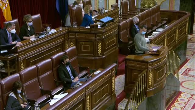 Una diputada de ERC llama fascista a Macarena Olona