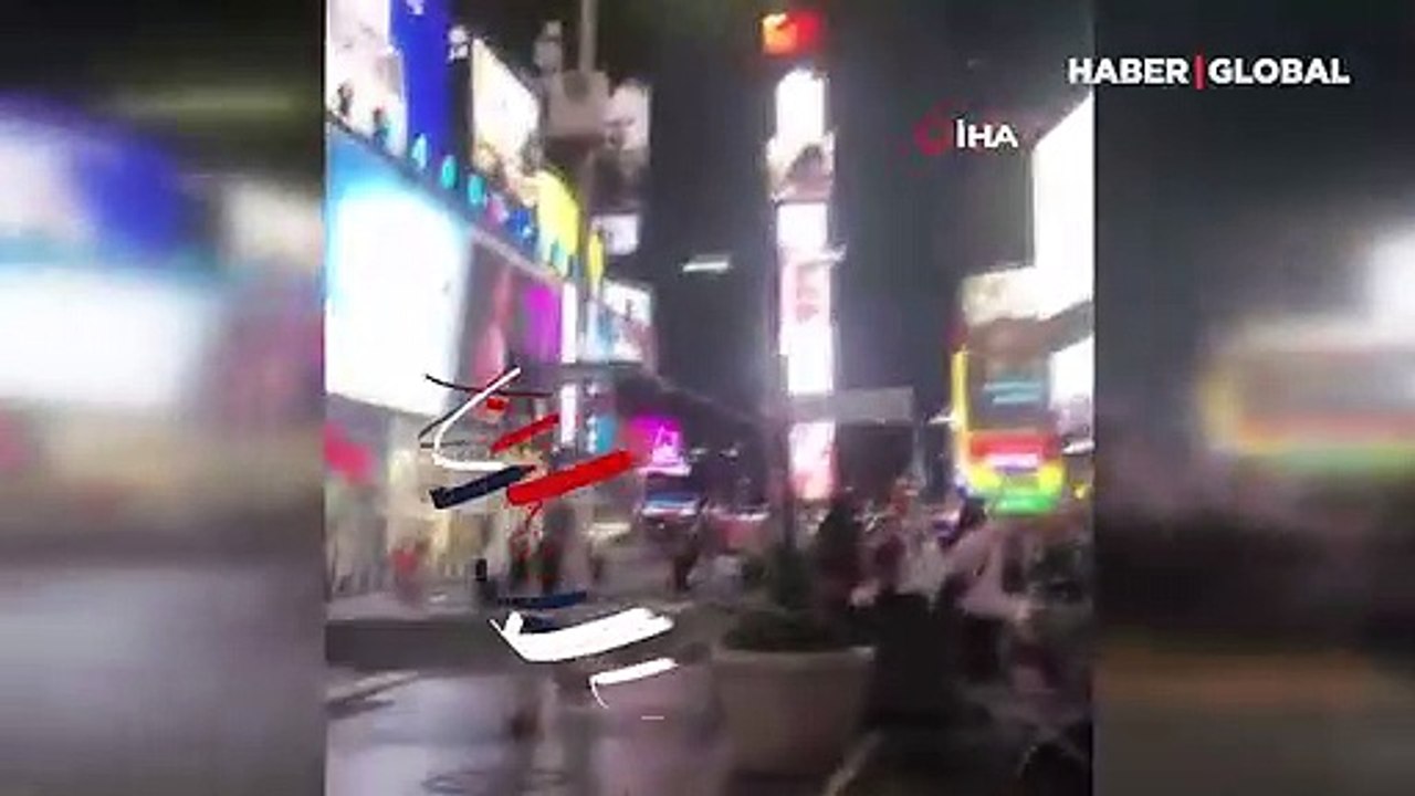 Uyuşturucu krizine giren şahıs tramvay durağında krize girdi