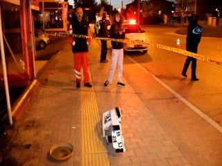 Kaldırımdaki yayaların öldüğü kaza kamerada