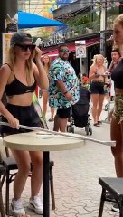 Funny Facebook video-  blind pretty girl