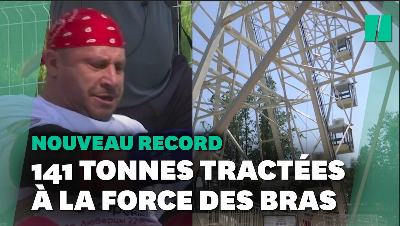 Ce Russe fait tourner une grande roue à mains nues et bat un record