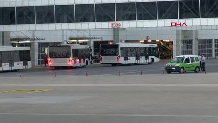 ANTALYA RUSLAR, HAVA TRAFİĞİNİ YÜZDE 45 ARTIRDI