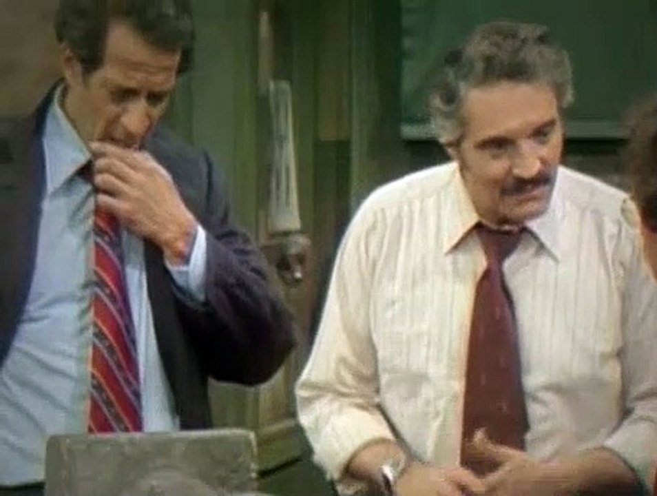 Barney Miller S04E11 Atomic Bomb