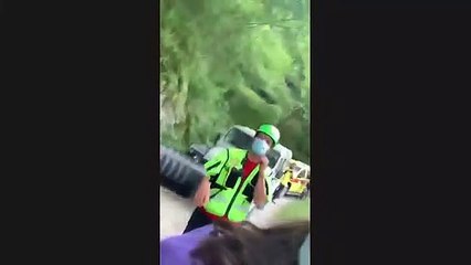 Bambino ritrovato al Mugello, l'abbraccio con la mamma - Video