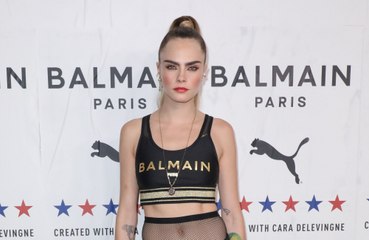 Cara Delevingne hielt Homosexualität für eine Krankheit