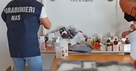 Torino - Traffico internazionale di profumi contraffatti, 15 denunce (23.06.21)
