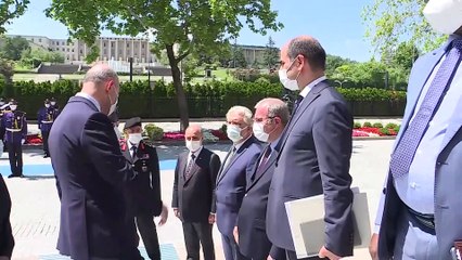 ANKARA -  İçişleri Bakanı Soylu, Togo Cumhuriyeti Güvenlik ve Sivil Savunma Bakanı Yark ile görüştü