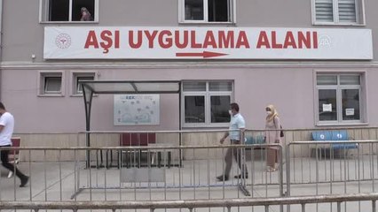 25 yaş ve üzerindeki vatandaşlar Kovid-19'a karşı aşılanıyor