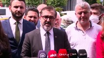 İSTANBUL - AK Parti İstanbul Siyasi ve Hukuki İşler Başkanı Avukat Adem Yıldırım İBB önünde açıklama yaptı (1)