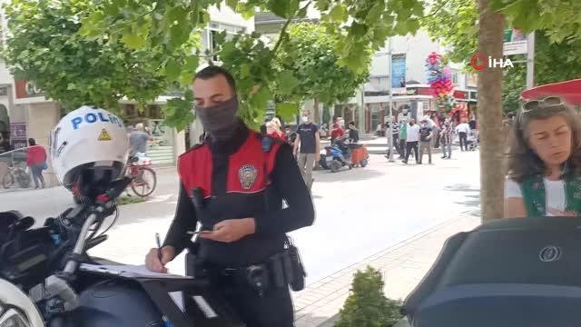 Maske takmayı reddeden kadın sözleriyle hem şaşırttı hem de gözaltına alındı